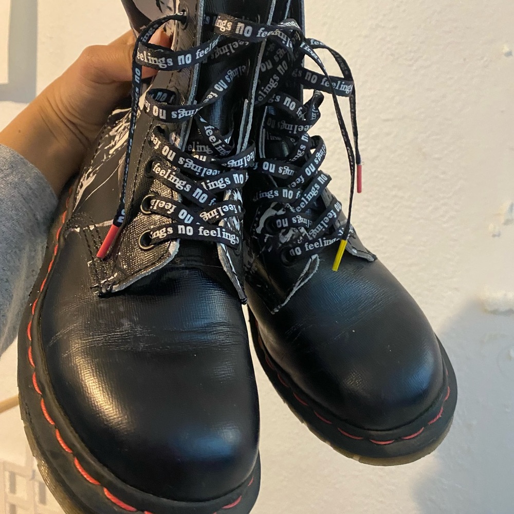 Dr. Martens Limited Edition Sex Pistols Boots - Picture 10 of 11